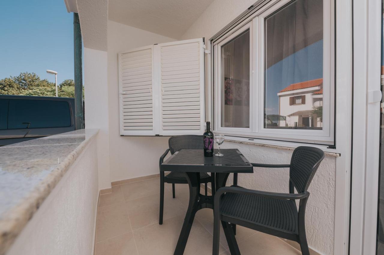 Apartments Virgine Maria I Baska  Luaran gambar